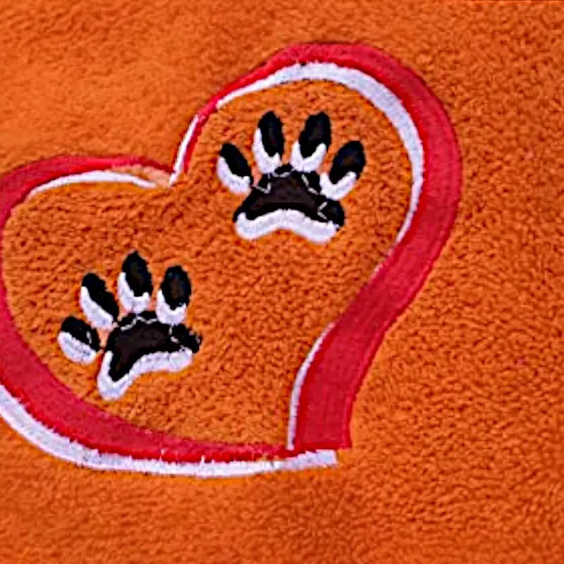 3D Paw Heart Dog Bib, photo 2