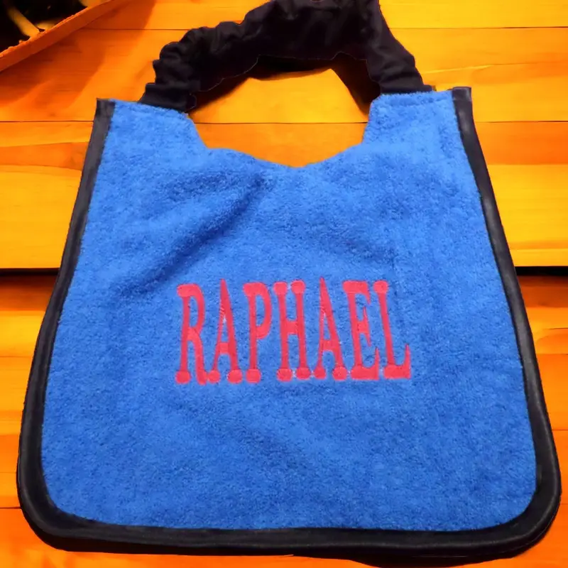 Personalised dog bib: bib with name
