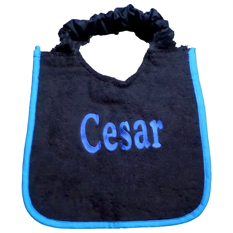 Personalise your own dog bib: cesar