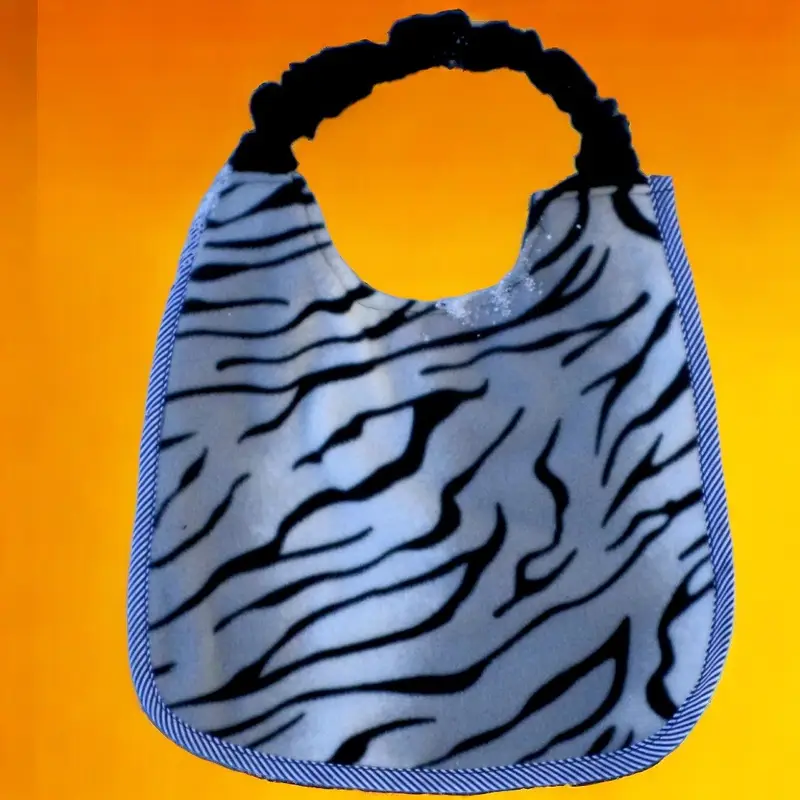 Fleece dog bib, photo 4