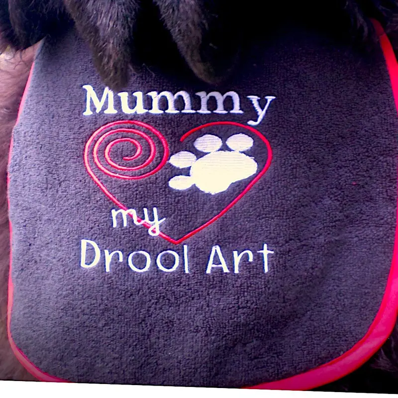 Mummy love my drool art dog bib: mommy drool art