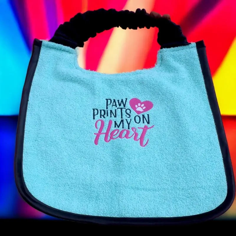 Paw prints on my heart dog bib, photo 7