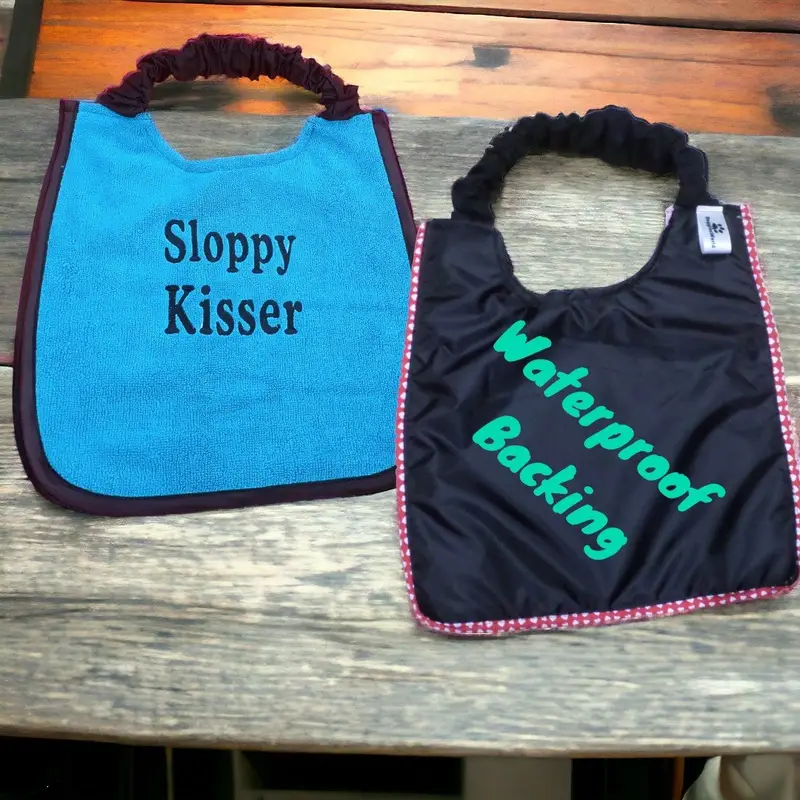 Super absorbent premium bib for dogs: sloppy