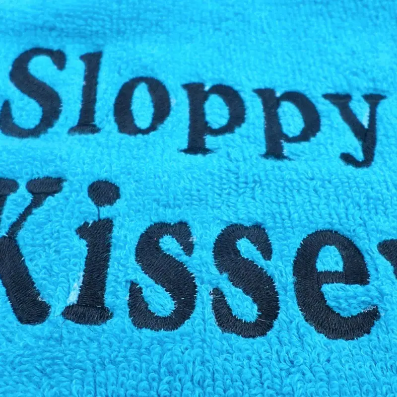 Super absorbent premium bib for dogs: sloppy