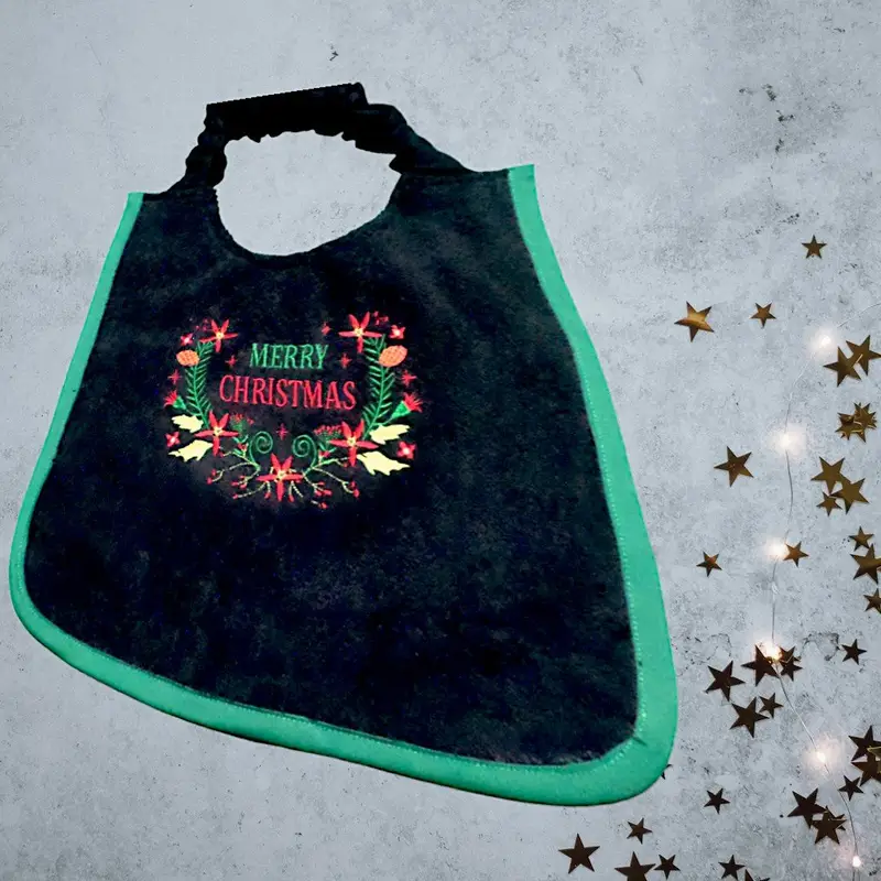 Holiday Christmas Wreath dog bib, photo 8