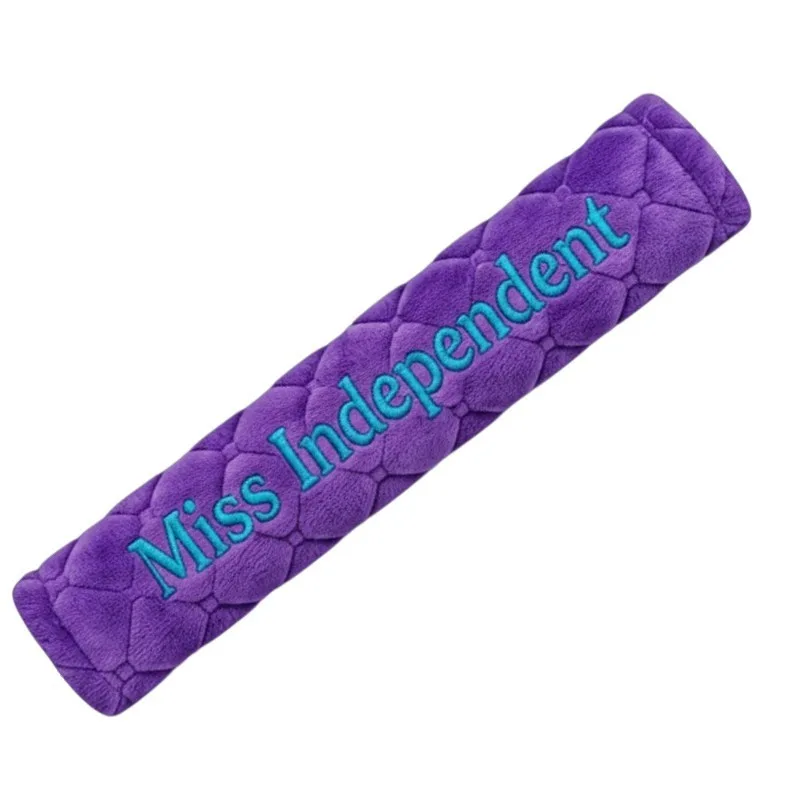 Seat belt cover embroidered with Miss Independent